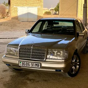 Mercedes-Benz E280 1985