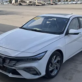 Hyundai Elantra 2025