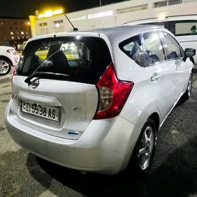 Nissan Versa Note 2015