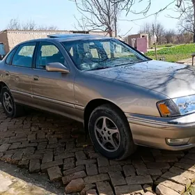 Toyota Avalon 1999