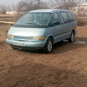 Toyota Previa 1991