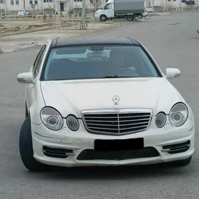 Mercedes-Benz E320 2003