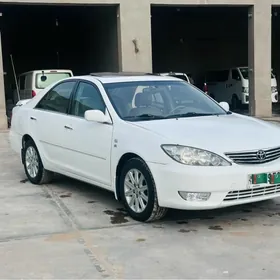 Toyota Camry 2005