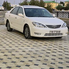 Toyota Camry 2003