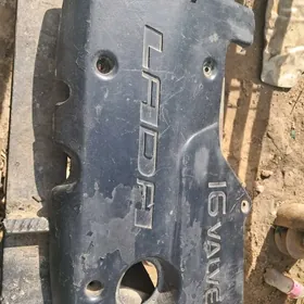 Sökülip satylýar 2110 .