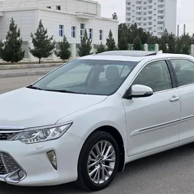 Toyota Camry 2017
