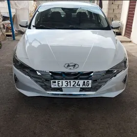 Hyundai Elantra 2020