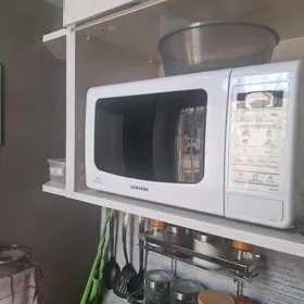 микроволновка "веко"