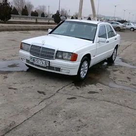 Mercedes-Benz 190E 1990