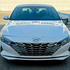 Hyundai Elantra 2021