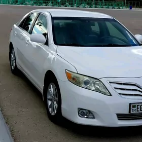 Toyota Camry 2011
