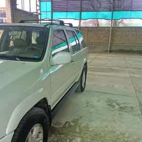 Nissan Pathfinder 2003