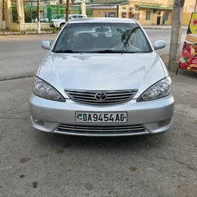 Toyota Camry 2005