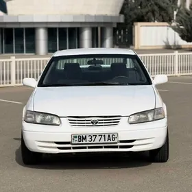 Toyota Camry 1998