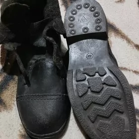 рабочие ботинки