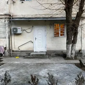 3 мкр 1ком Гостинка;