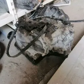 Гранат и коробка