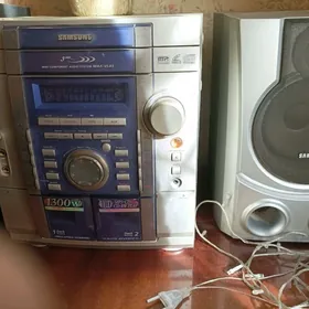 музыкальный центр