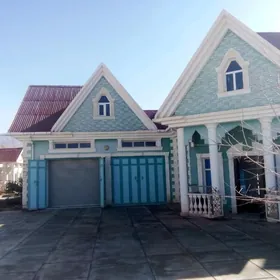 Duzmergende ofis karendesine