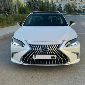Lexus ES 350 2022
