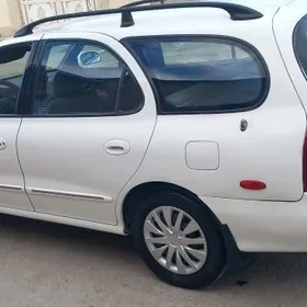 Hyundai Elantra 2000