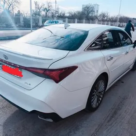 Toyota Avalon 2022