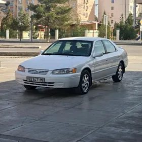 Toyota Camry 1998