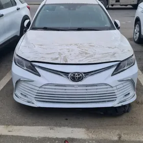 Toyota Camry 2023