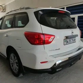 Nissan Pathfinder 2020