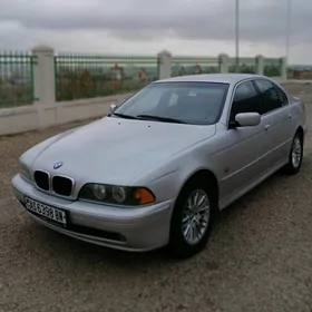 BMW E39 1998