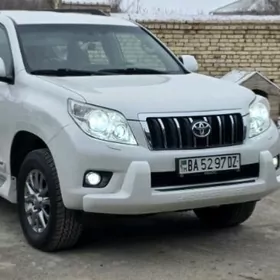 Toyota Land Cruiser Prado 2012