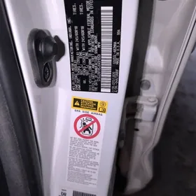 Toyota Highlander 2018