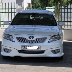 Toyota Camry 2011