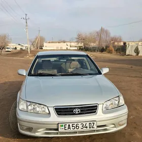 Toyota Camry 1999