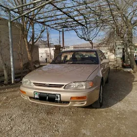 Toyota Camry 1995