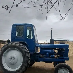 MTZ T-28 1990
