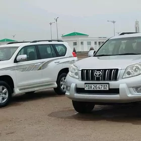Toyota Land Cruiser Prado 2011
