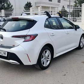 Toyota Corolla Hatchback 2021