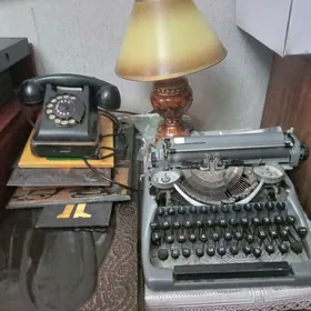 печатная машинка  телефон,ночн
