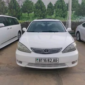 Toyota Camry 2005