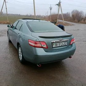 Toyota Camry 2011