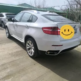 BMW X6 2011