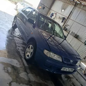 Nissan Primera 1997