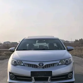 Toyota Camry 2013