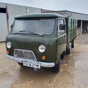 UAZ Profi 1980