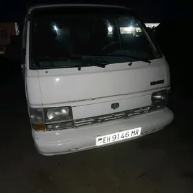 Toyota Hiace 1988