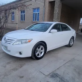 Toyota Camry 2010