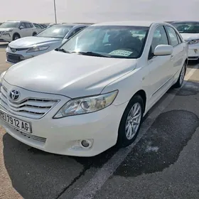 Toyota Camry 2010