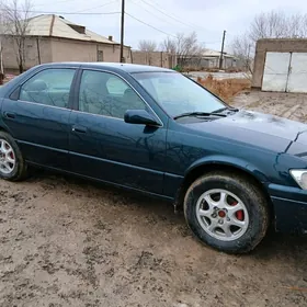 Toyota Camry 1997