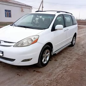 Toyota Sienna 2009
